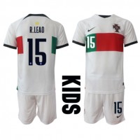 Camiseta Portugal Rafael Leao #15 Visitante Equipación para niños Mundial 2022 manga corta (+ pantalones cortos)